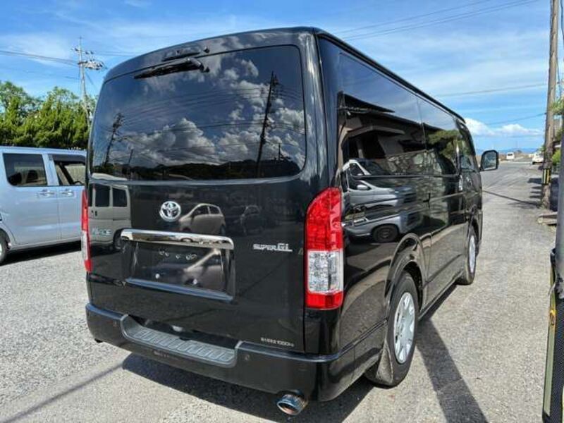 HIACE VAN