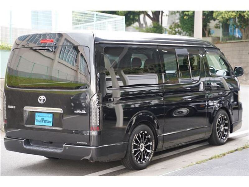 HIACE VAN