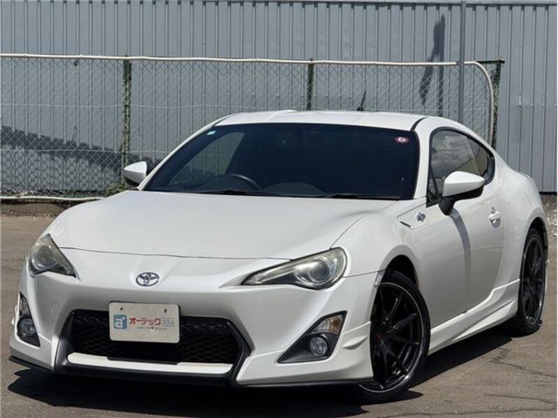 TOYOTA 86