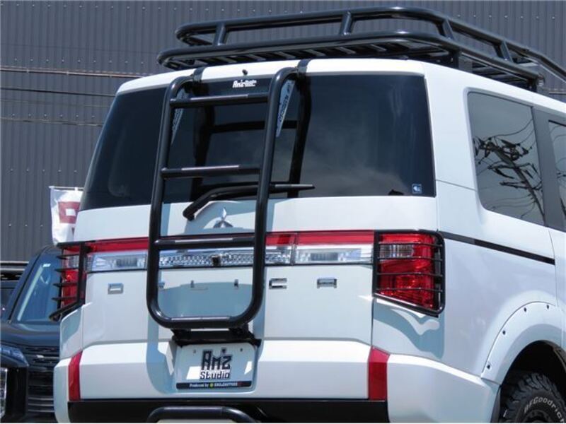 DELICA D5