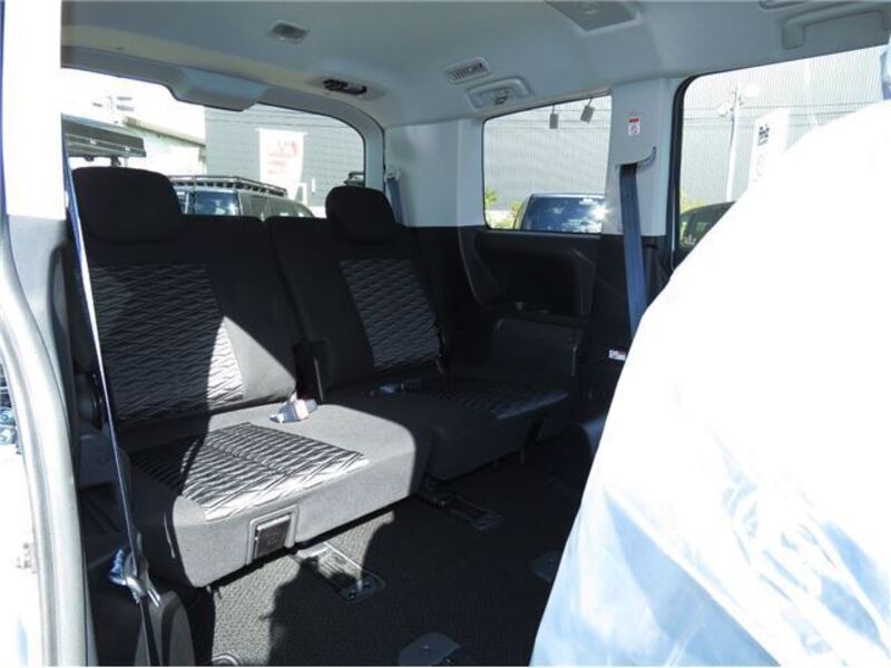 DELICA D5