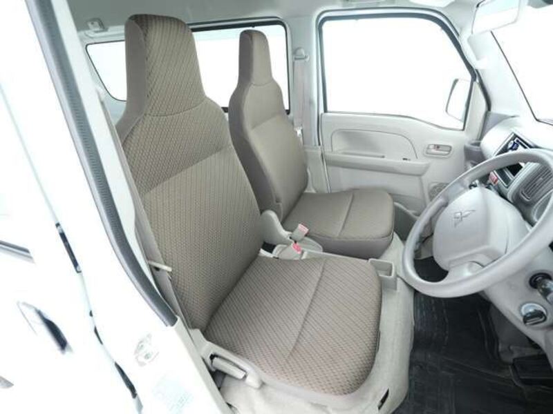 MINICAB VAN