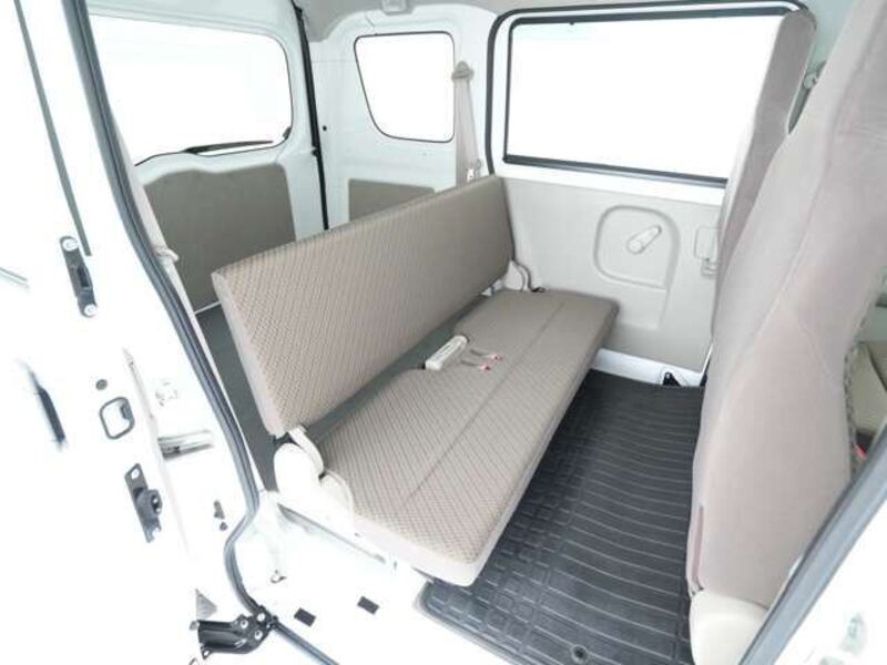 MINICAB VAN
