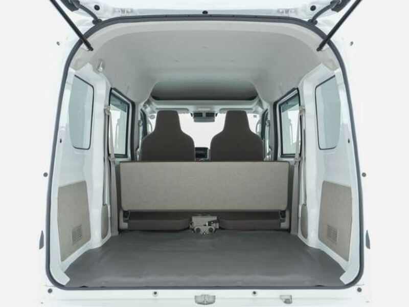 MINICAB VAN