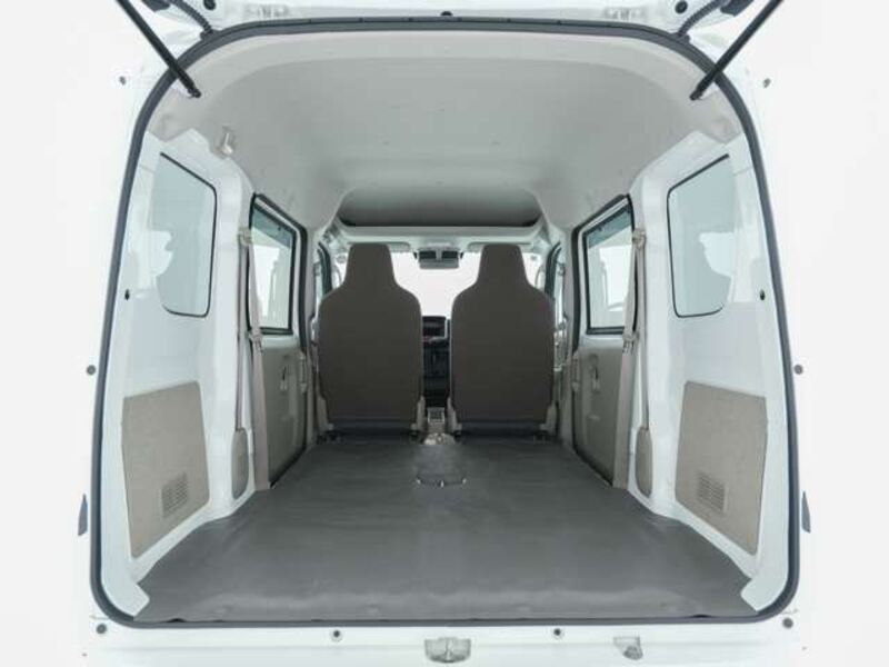 MINICAB VAN