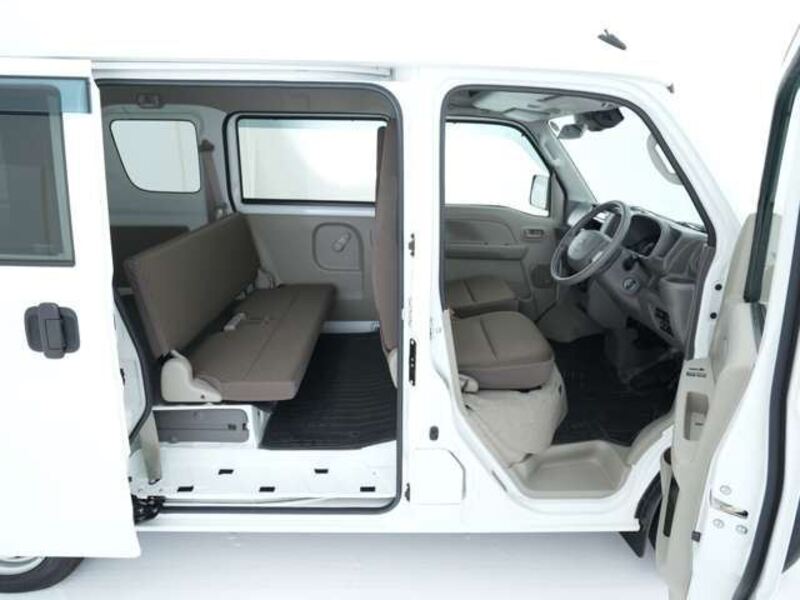 MINICAB VAN