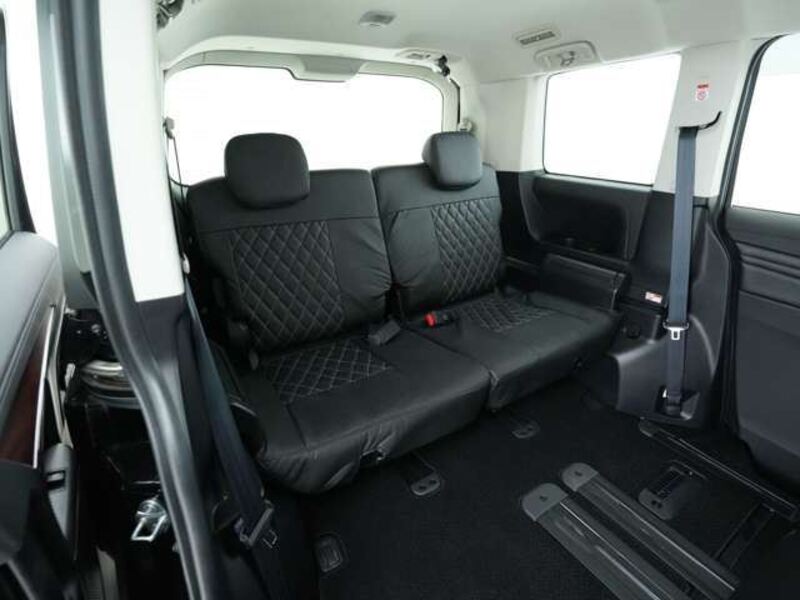 DELICA D5