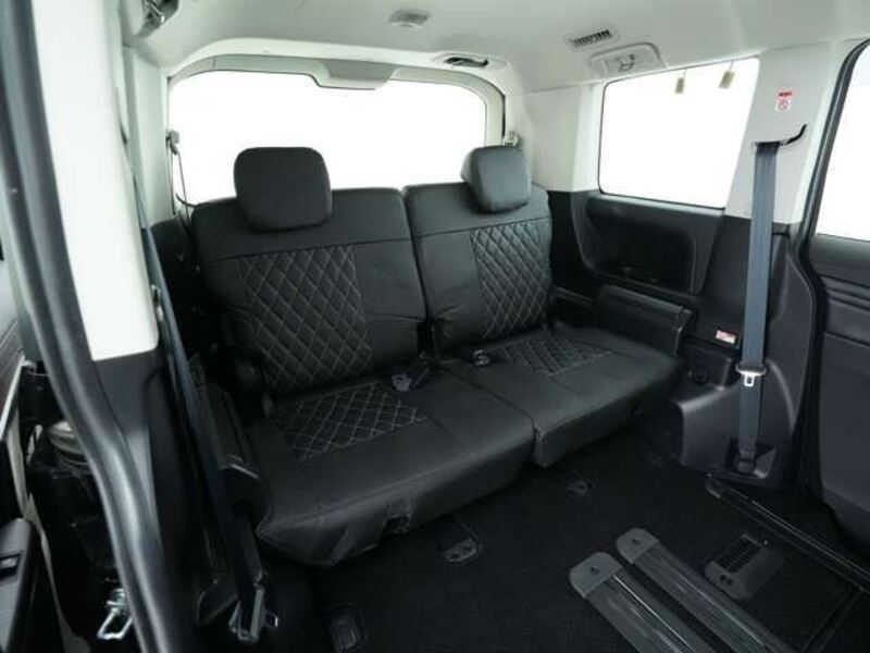 DELICA D5