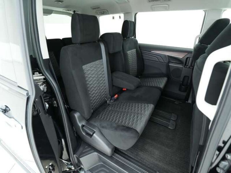 DELICA D5