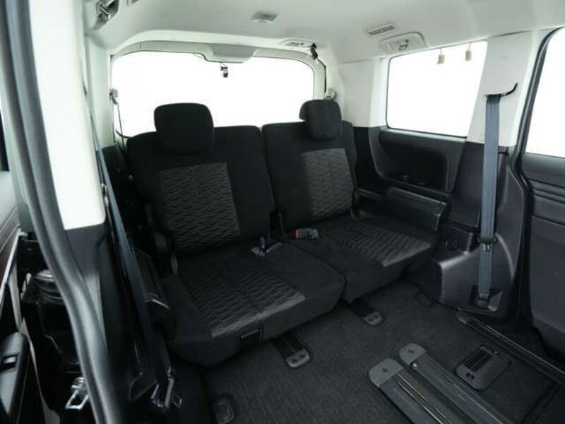 DELICA D5