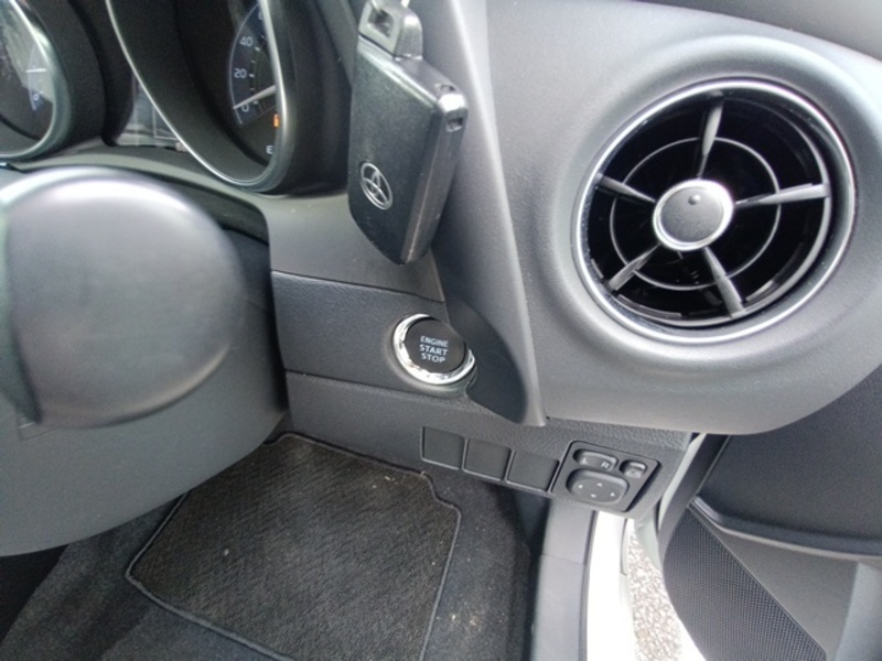 AURIS