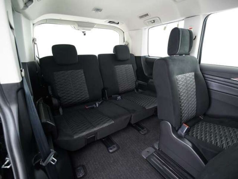 DELICA D5