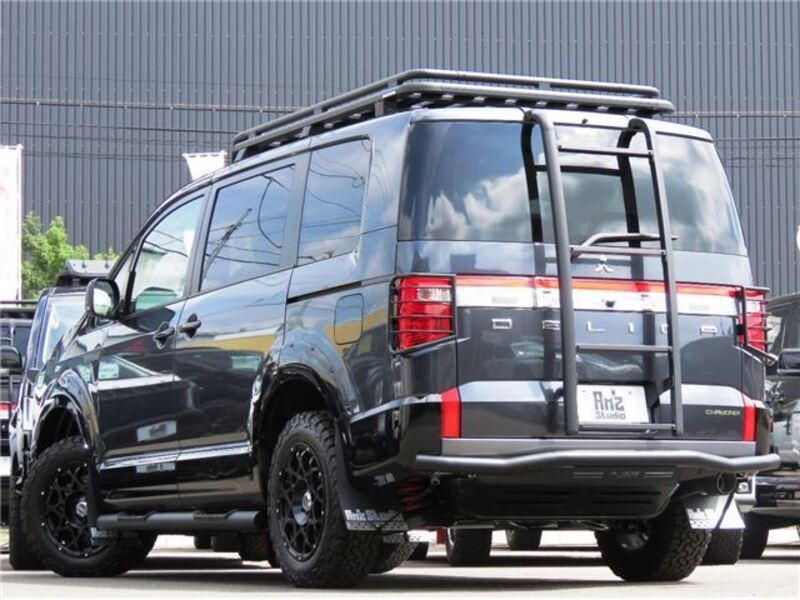 DELICA D5