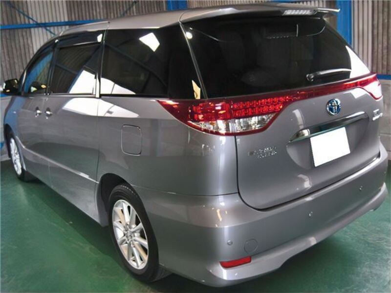 ESTIMA HYBRID