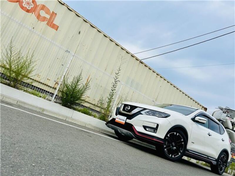 X-TRAIL