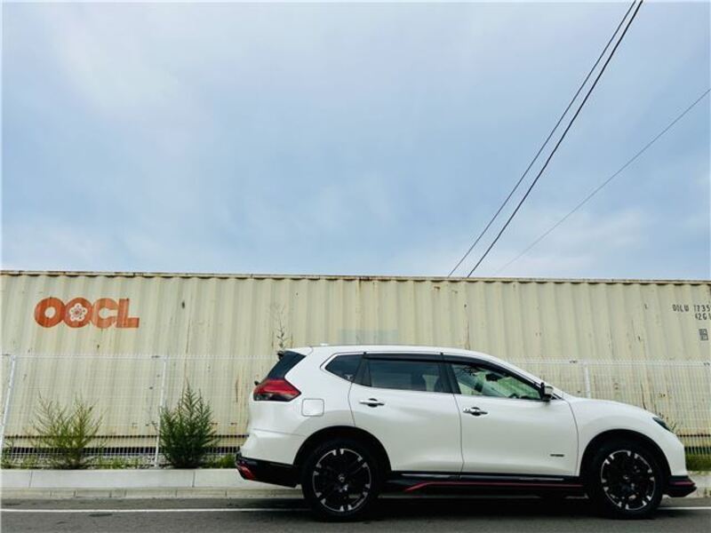 X-TRAIL