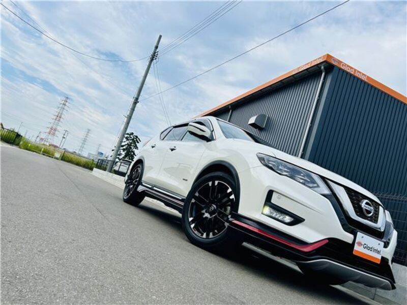 X-TRAIL