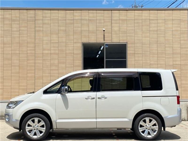 DELICA D5
