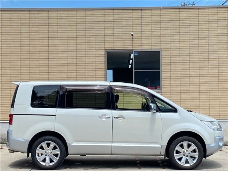 DELICA D5