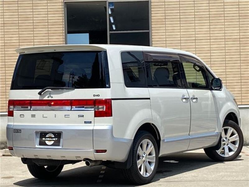 DELICA D5