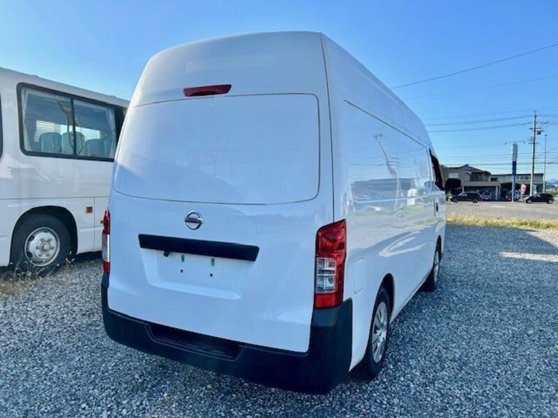 NV350 CARAVAN