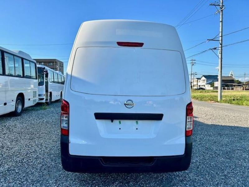 NV350 CARAVAN