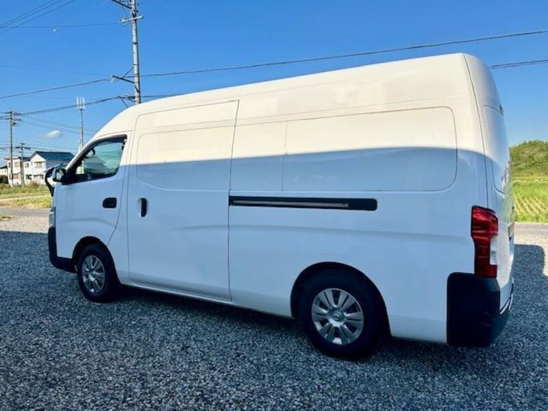 NV350 CARAVAN