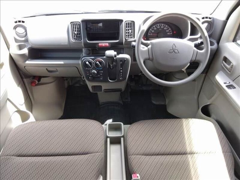 MINICAB VAN
