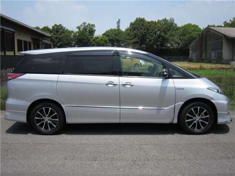 ESTIMA HYBRID