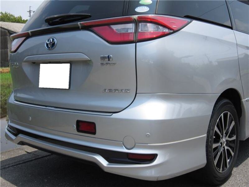 ESTIMA HYBRID