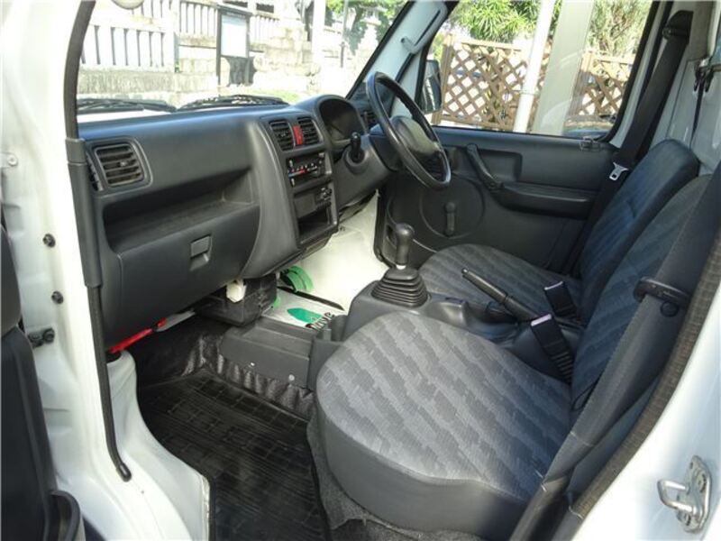 CARRY TRUCK