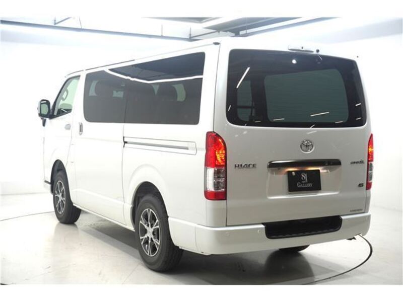 HIACE
