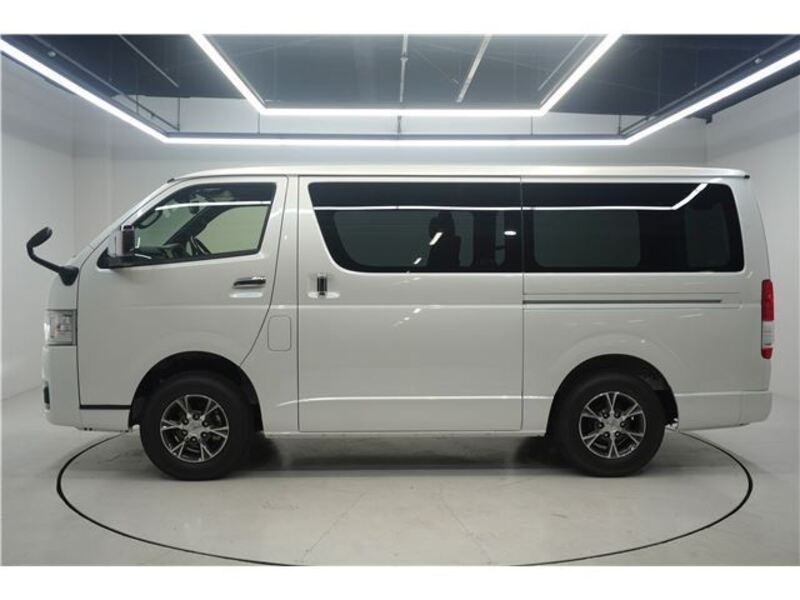 HIACE