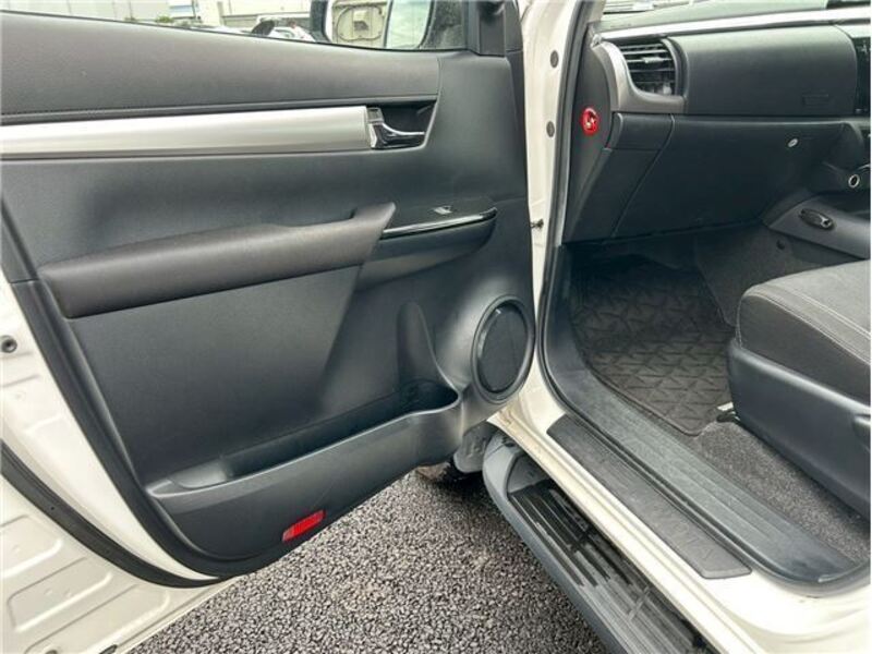 HILUX