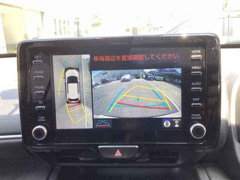 YARIS CROSS