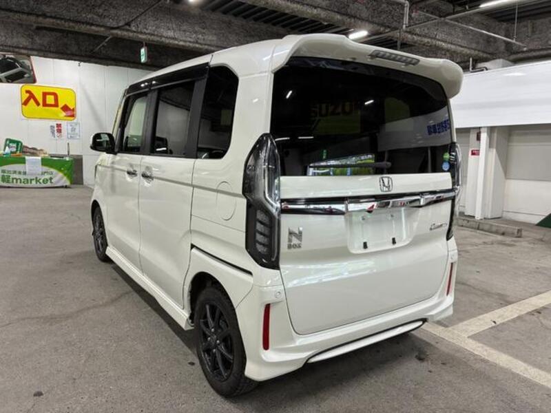 N BOX CUSTOM