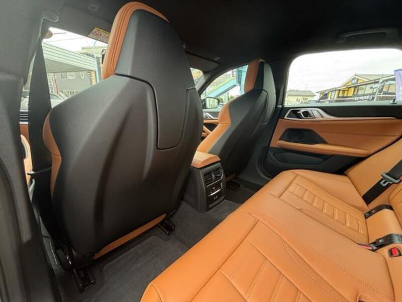 4 SERIES