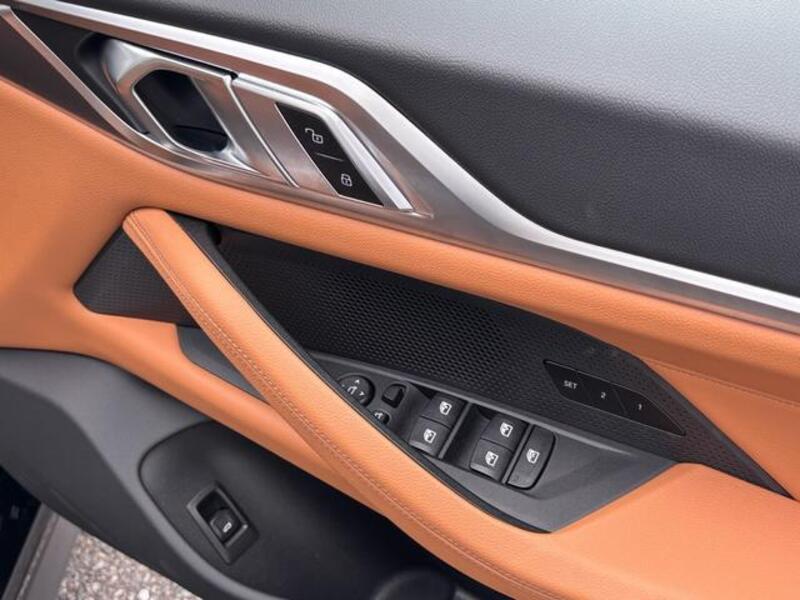 4 SERIES