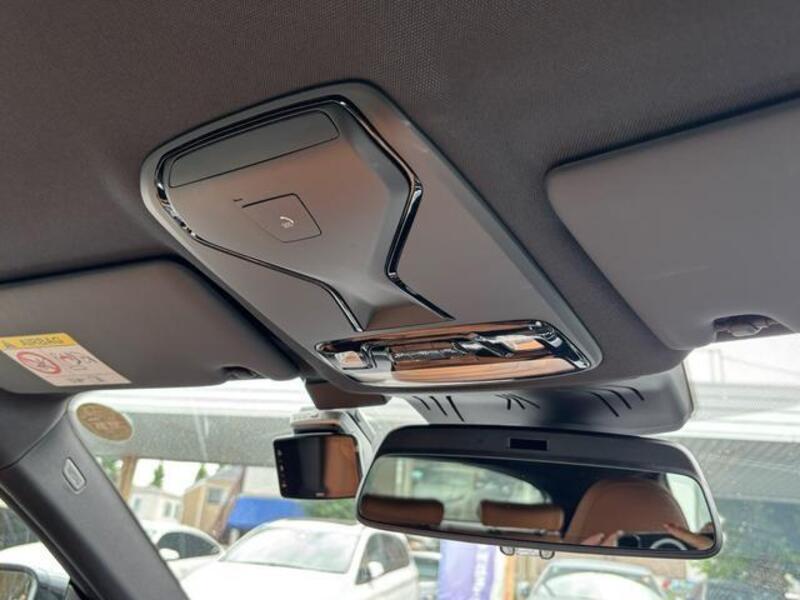 4 SERIES