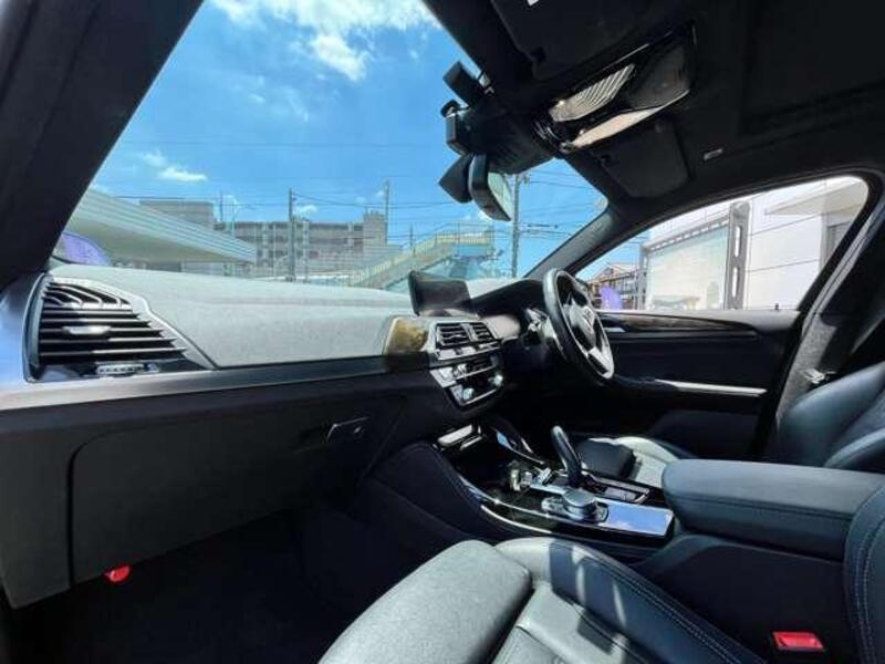 X4