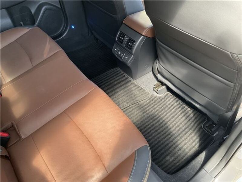 LEGACY B4