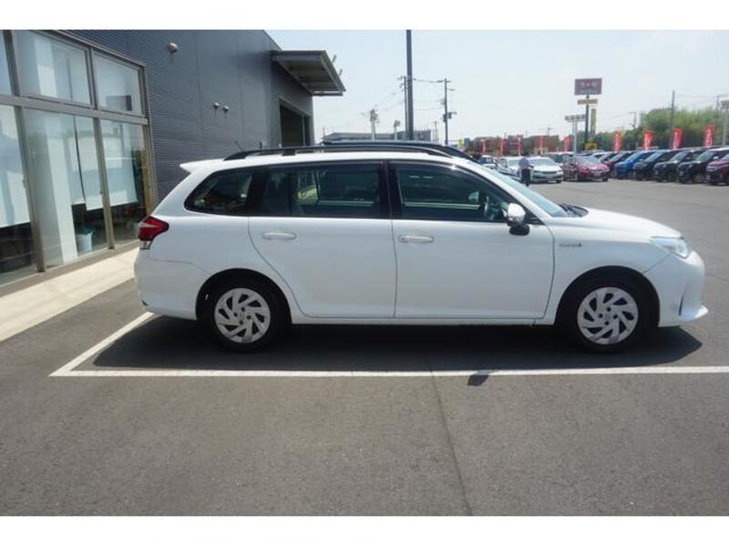 COROLLA FIELDER