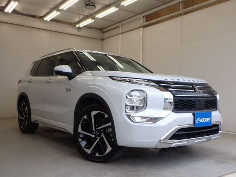 MITSUBISHI OUTLANDER PHEV