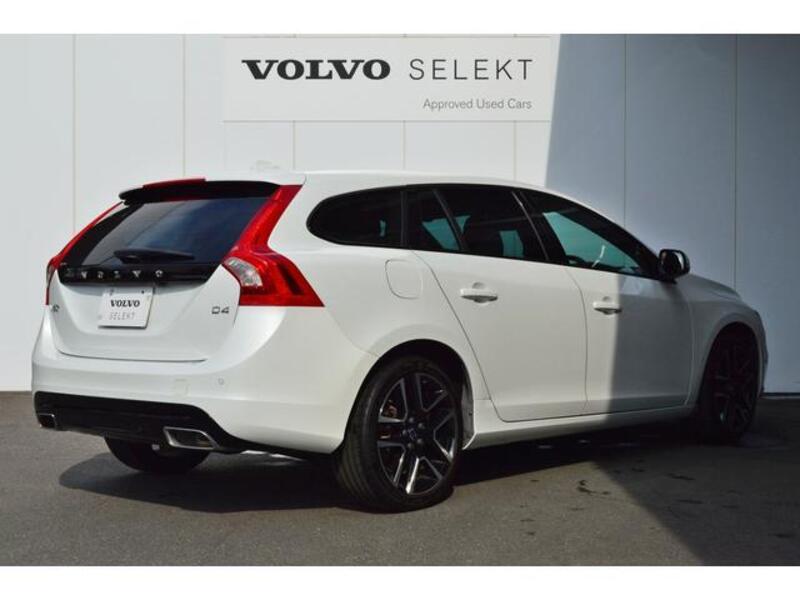 V60