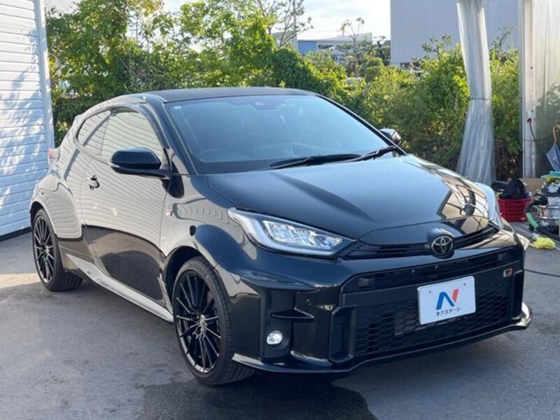 GR YARIS