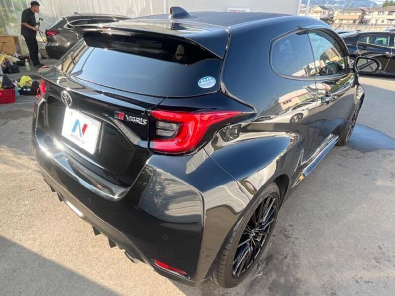 GR YARIS