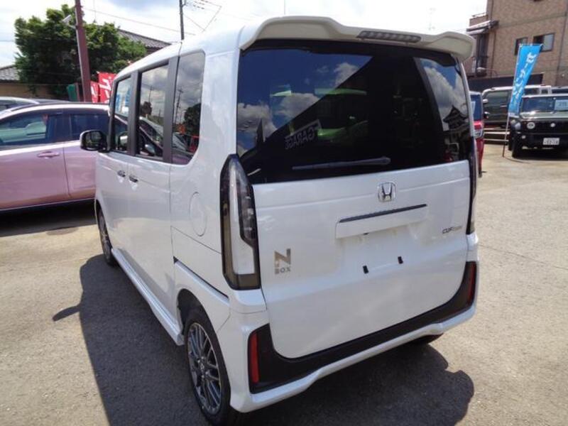 N BOX CUSTOM