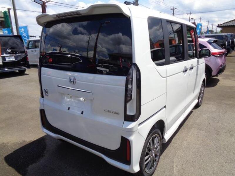 N BOX CUSTOM
