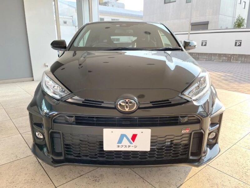 GR YARIS
