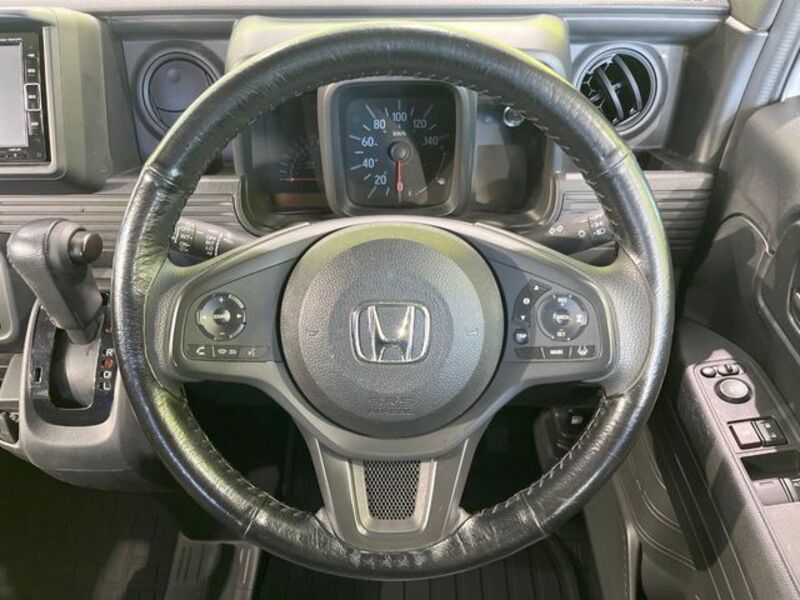 N-VAN